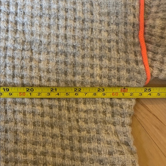 NWT Lisa Todd stitch me sweater in oat medium - Picture 7 of 7